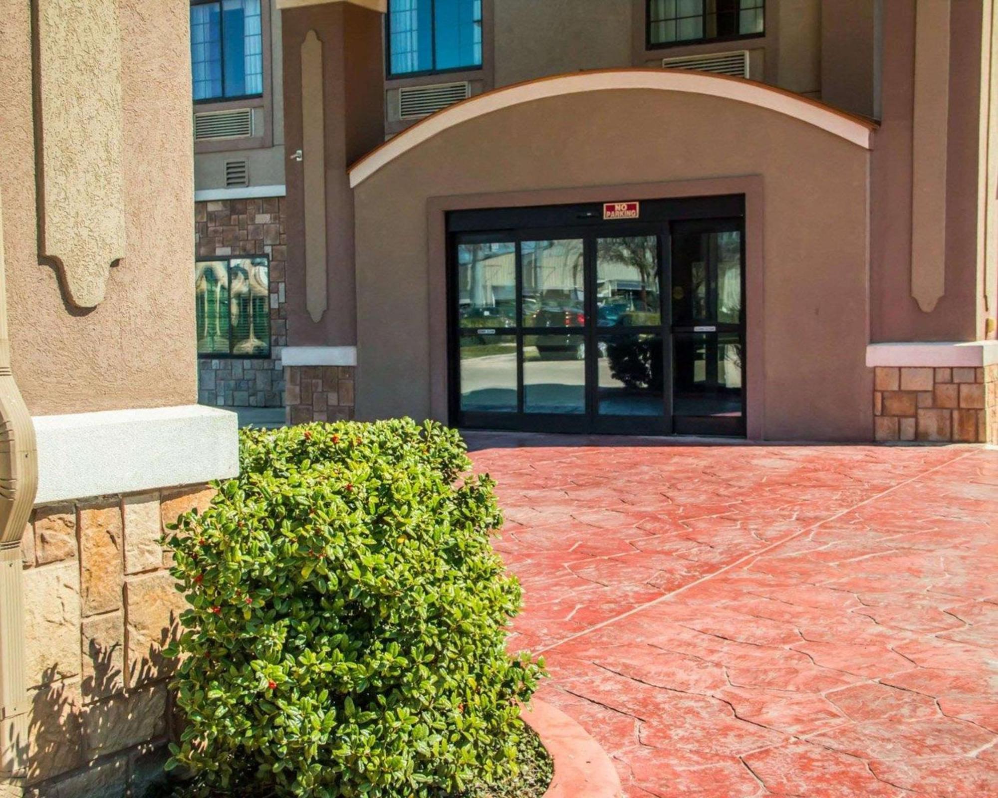 Sleep Inn & Suites At Six Flags San Antonio Exterior foto